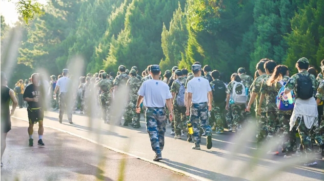 耀世娱乐-朝阳凯文开学第一课丨假期已清零，请切换在校频道