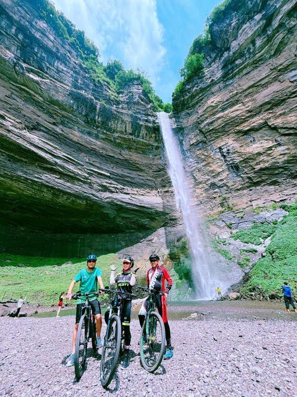 耀世娱乐-畅享贵州23°C的夏日清凉，“解锁”更多新玩法